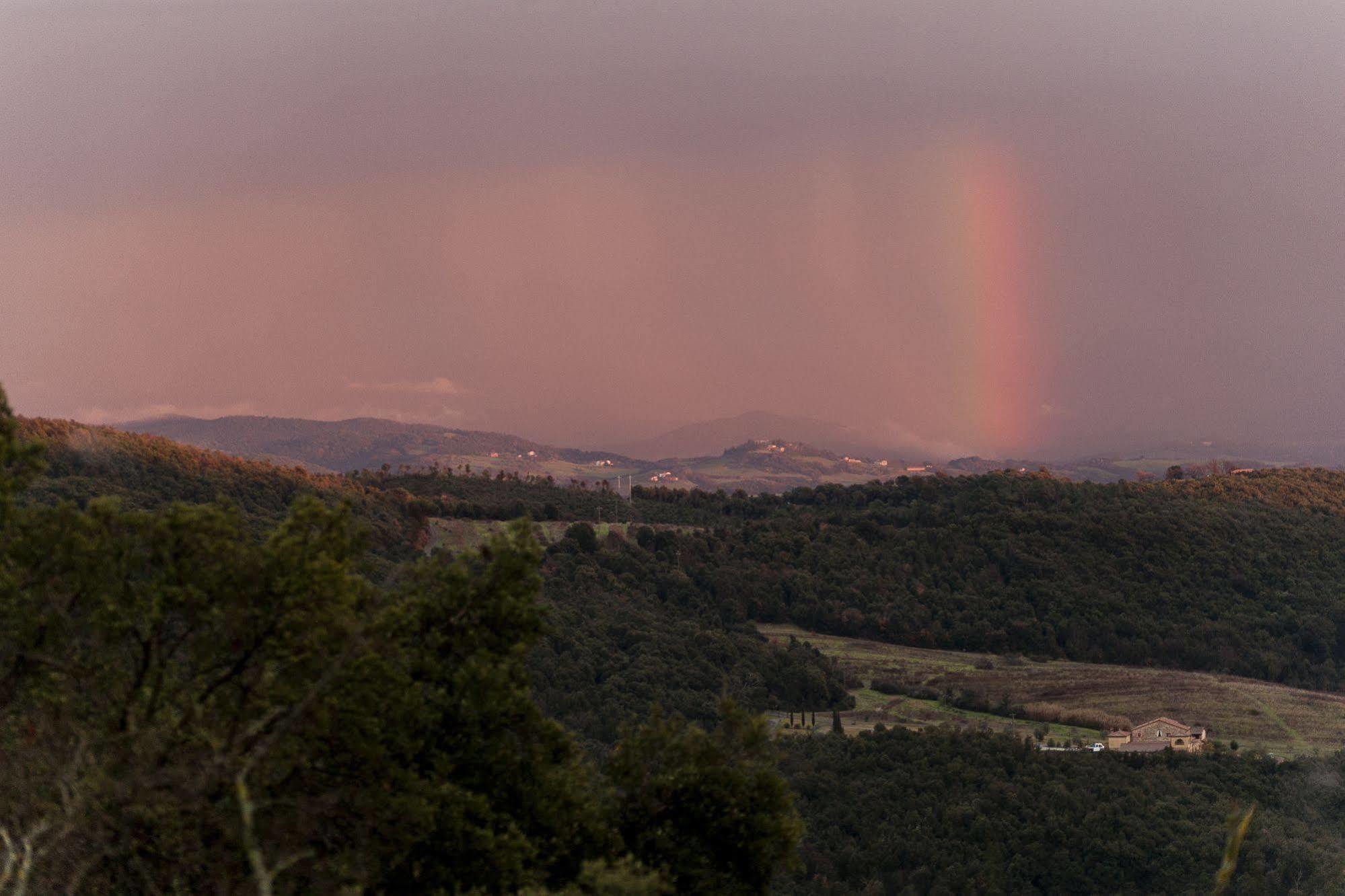 Casale Pundarika Vendégház Riparbella Kültér fotó